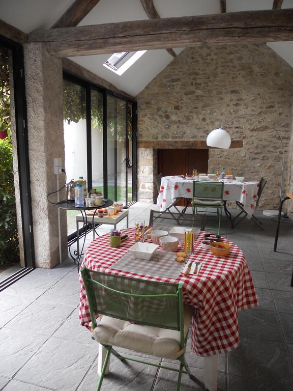 Le Nid D'Hirondelles Bed & Breakfast Perthes-en-Gatinais Luaran gambar
